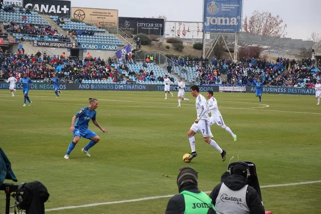 SPORTS TRAIN: Ronaldo's Message To Vini Jr, Haaland 100 Goals, Neymar Transfer Saga