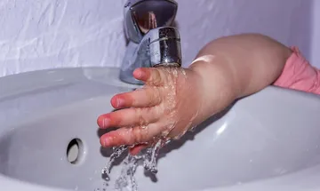 Which is better; warm water or cold water