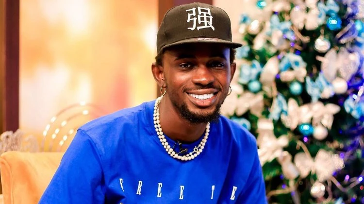 See How Blacko Bags Just Ended Ghana Music Awards UK Artist Of The Year.